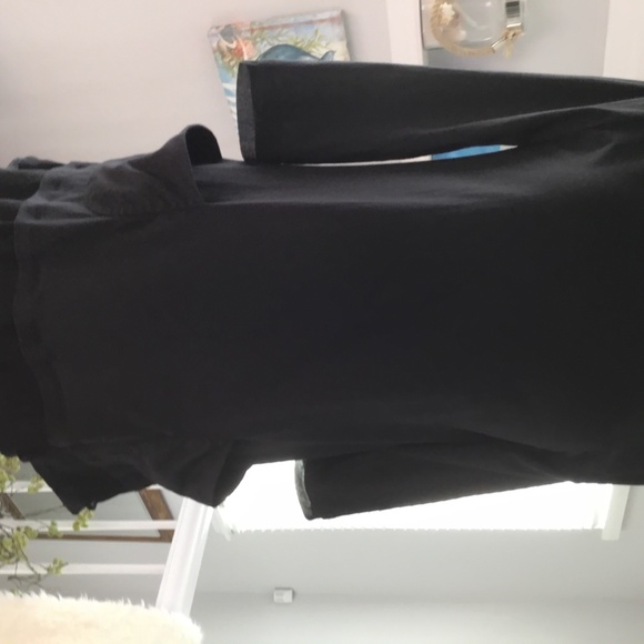 Logo by Lori Goldstein - Picture 2 of 8